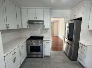 670 Sunset Pkwy, Novato, CA 94947