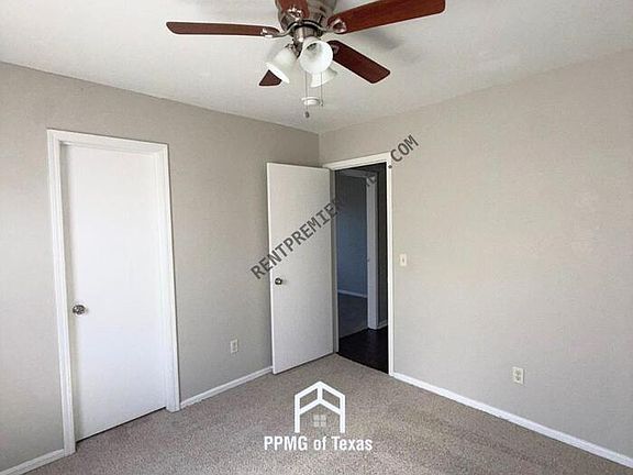 3rd image of 8101 N Brookside Dr