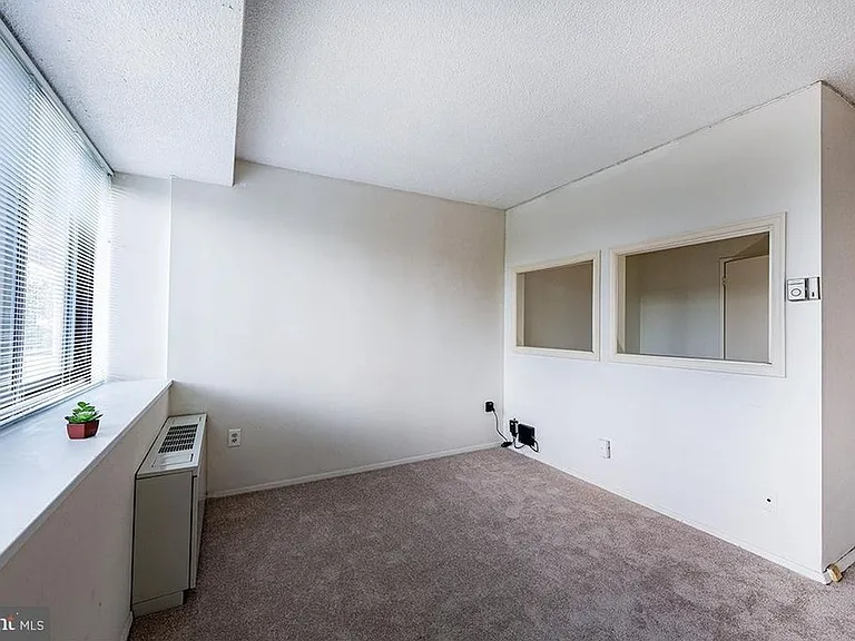 4141 N Henderson Rd #315 — Photo 9