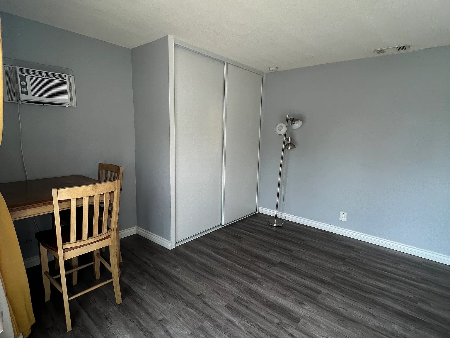 Studio, $1,300 — Photo 4