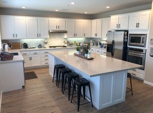 1711 Blue Wing Ct, Redlands, CA 92374