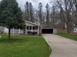 24 Langley Rd E, Battle Creek, MI 49015