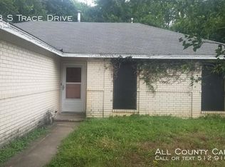 1208 S Trace Dr, Austin, TX 78745