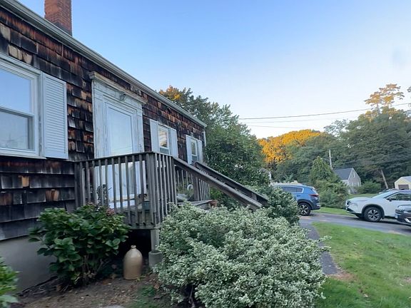 2nd image of 73 Macarthur Drive