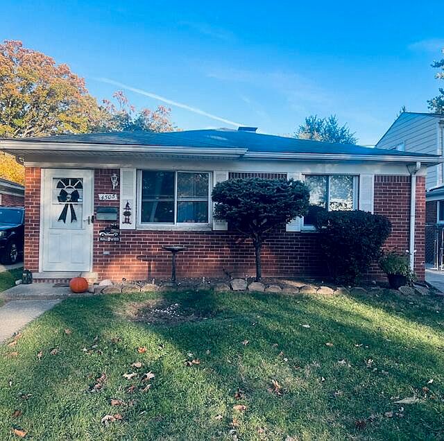 1st image of 4505 Raymond Ave