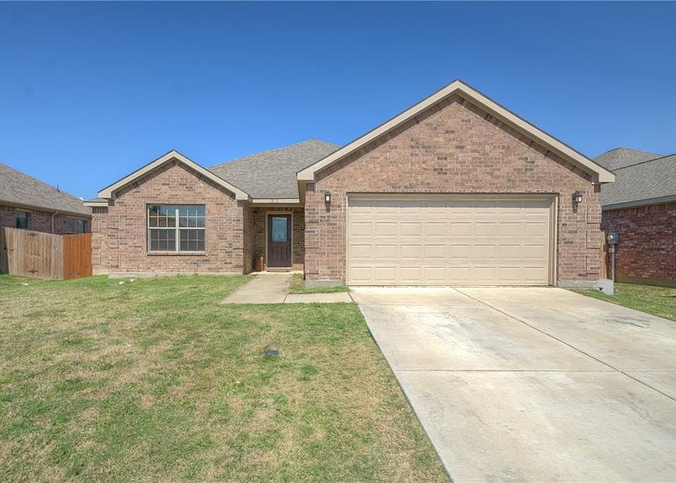 1st image of 312 Valley Dr