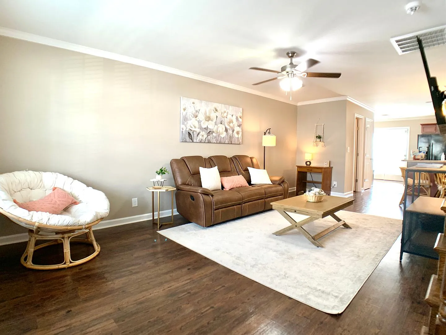 308 Sam Houston Cir - Fully Furnished — Photo 3