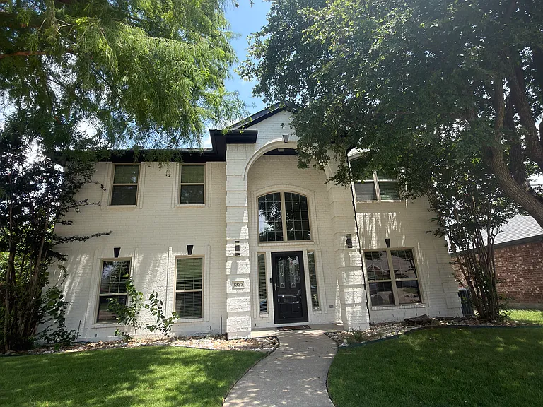1332 Marwood Dr — Photo 4