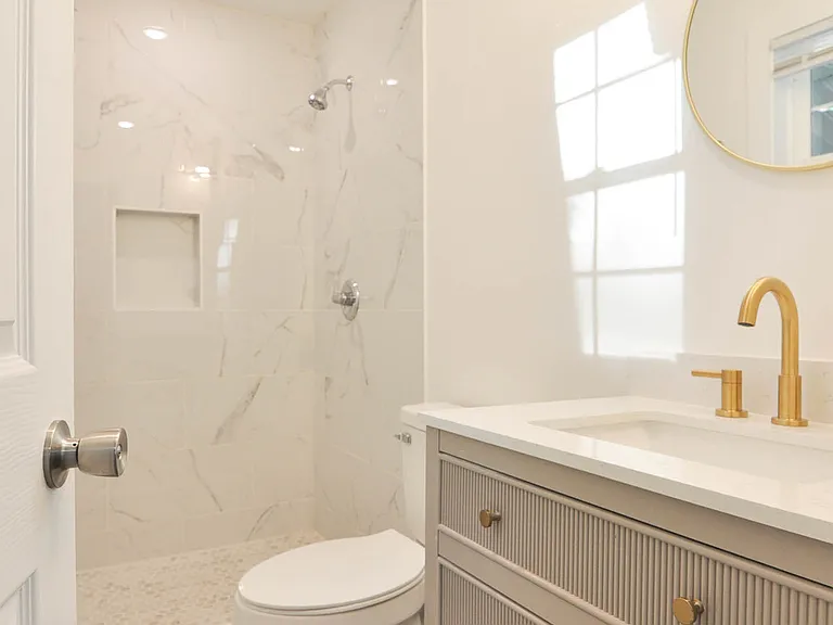 7426 Claudia Dr — Photo 9