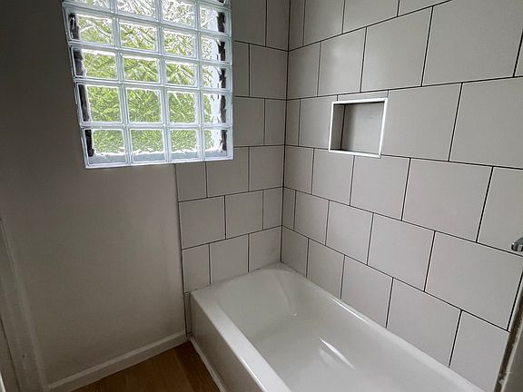4th image of 3203 Tytus Ave #3