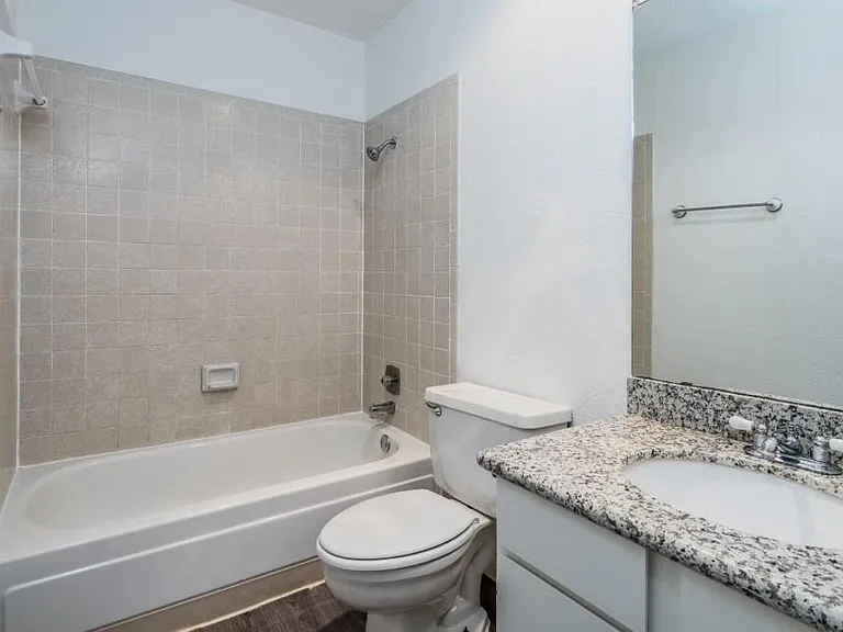 10811 Richmond Ave #109 — Photo 9