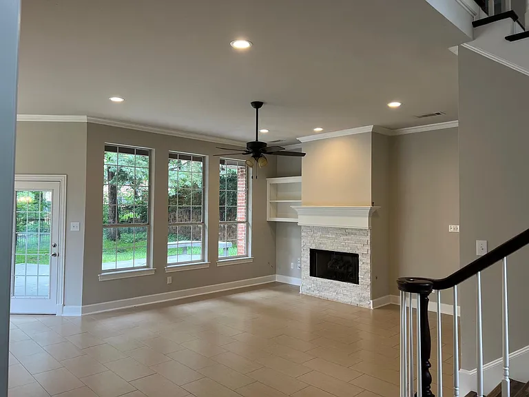 103 Dame Pattie Dr — Photo 2