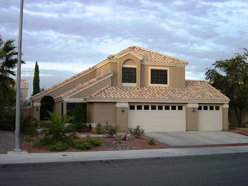 House - Front