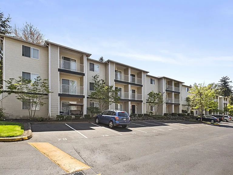 Mill Pond Apartments — Photo 3