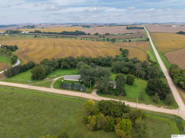 702 County Road K, Yutan, NE 68073