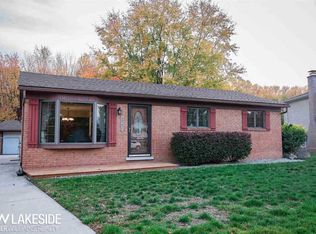 48255 Donahue Dr, Chesterfield, MI 48047