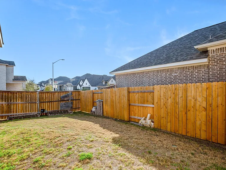 932 Azul Lagoon Dr — Photo 27