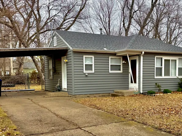 2412 SW 26th Dr, Topeka, KS 66611