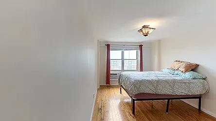 Sold by Thomas Lipovetsky, LREB