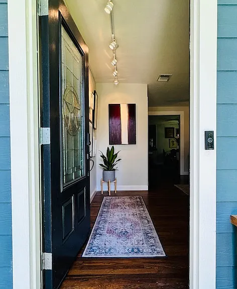 801 Mills St — Photo 2