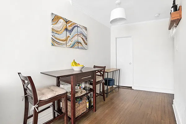 Sold by Compass | media 9