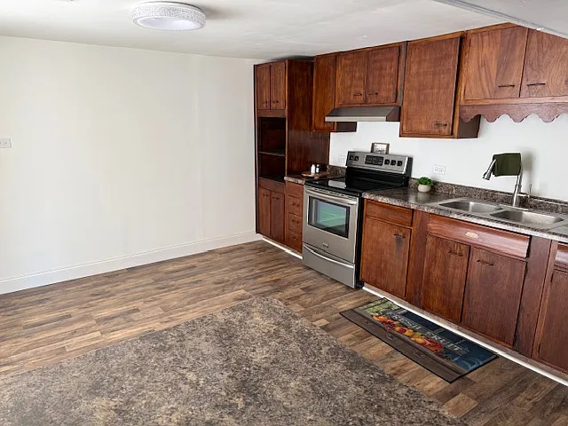 730 E Sherman St — Photo 2
