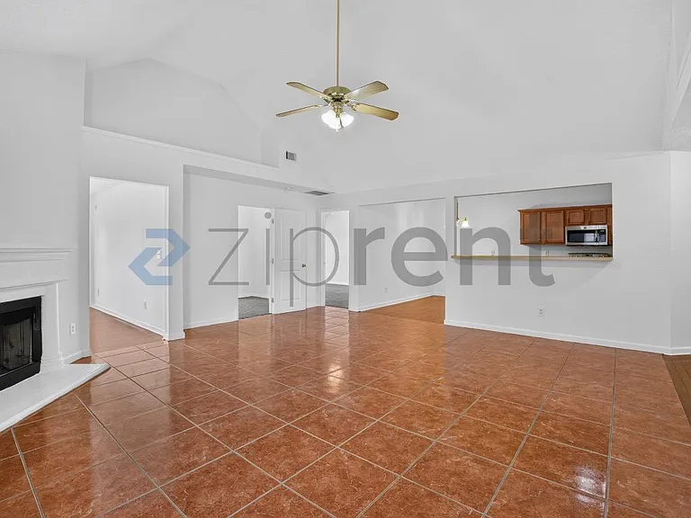 2882 Newtons Crest Cir — Photo 11