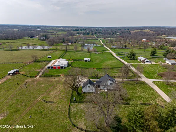 1219 Taylor Wood Rd, Simpsonville, KY 40067