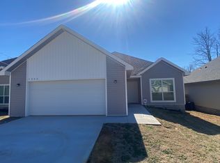 1305 Lee Mac Dr, Jacksonville, AR 72076