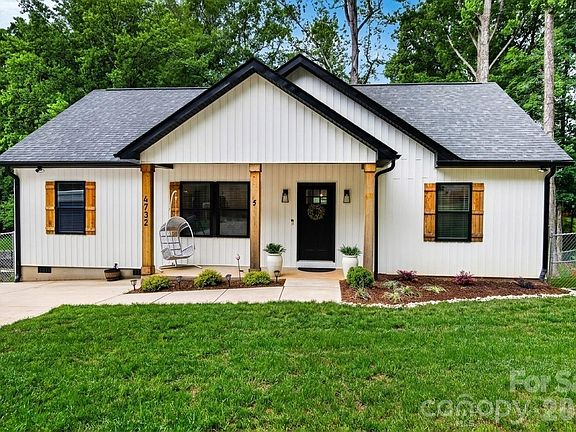 2nd image of 4732 Birchwood Ct