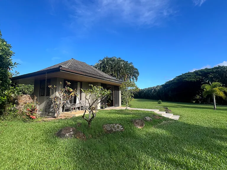 5792 Kahiliholo Rd #1 — Photo 13