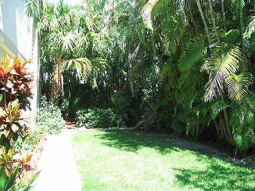 2nd image of 10817 Cypress Glen Dr #10817