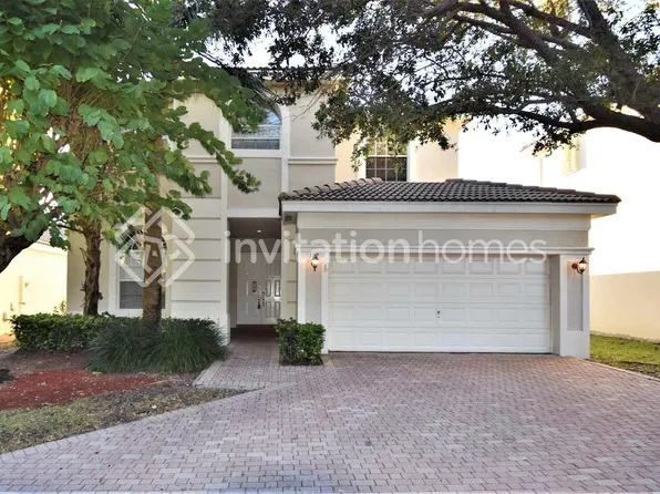 117 Palm Cir, Atlantis, FL 33462