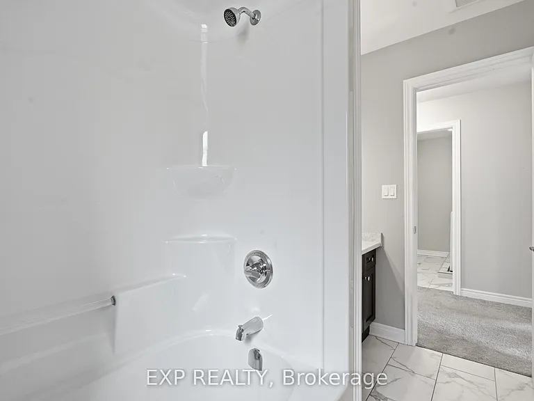 15 Bowman Cres — Photo 23