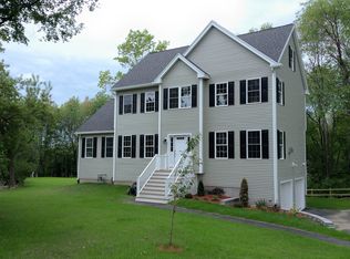 21 Meadow Ln, Haverhill, MA 01830