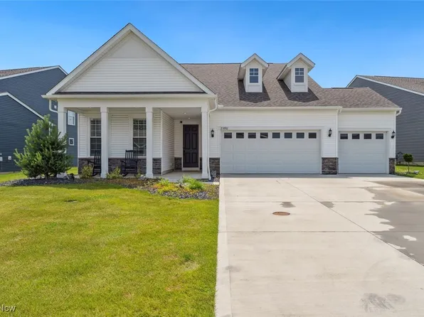 23761 Saint Andrews Dr, Columbia Station, OH 44028