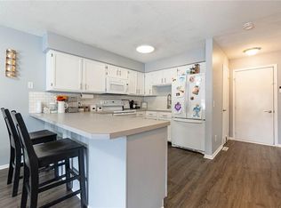 1415 S 5th St APT 4, Carlisle, IA 50047