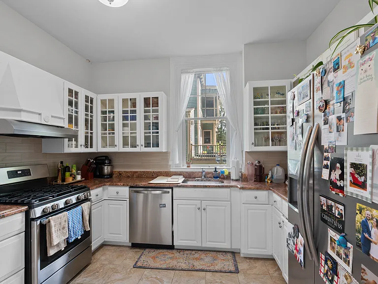 1 Franklin Pl #2 — Photo 12