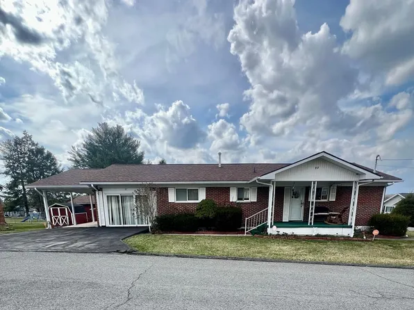 97 Curtis Ave, Beckley, WV 25801