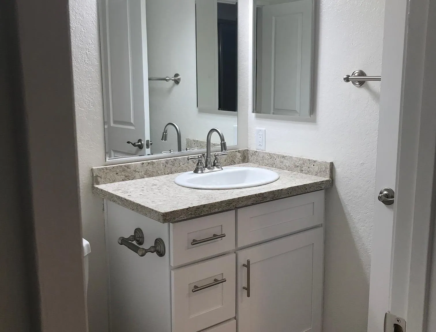 Rolling Ridge Apartments — Photo 4