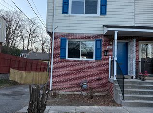 5852 Mount Vernon Dr #0, Alexandria, VA 22303