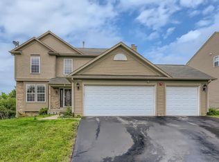 2984 Dartmouth Ln, Dundee, IL 60118