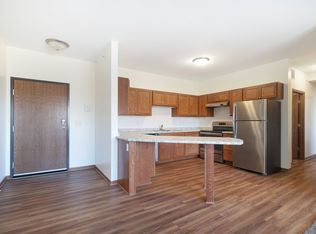 311 Bunting Ln #110, Mankato, MN 56001