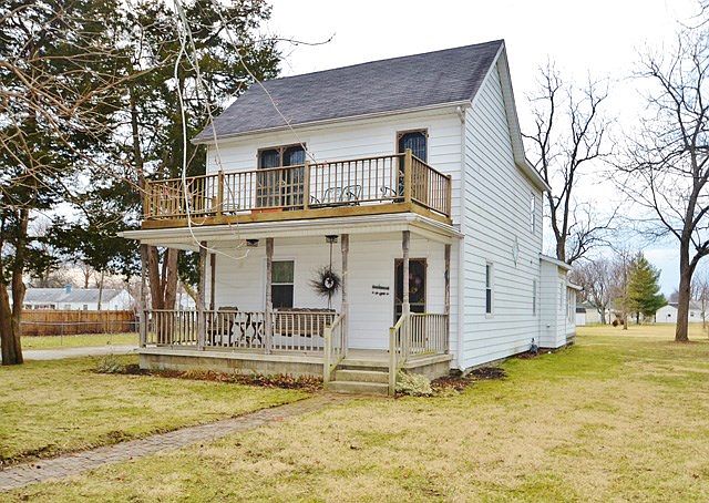 1st image of 2613 S Meeker Ave