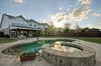 2nd image of 1720 Stone Crest Dr