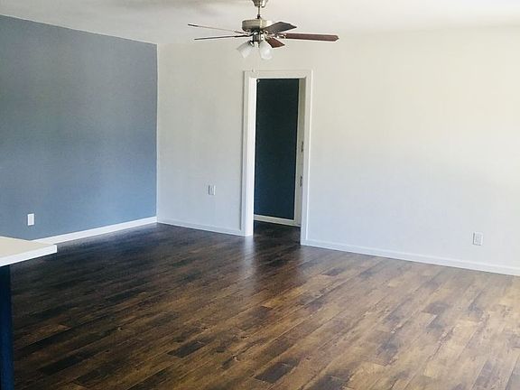 5th image of 501 Marlborough Ave APT 106