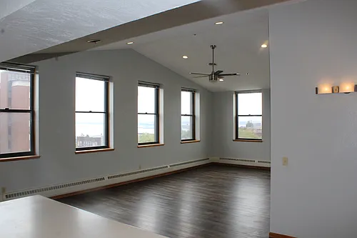 Jefferson Square Apartments Photo 1
