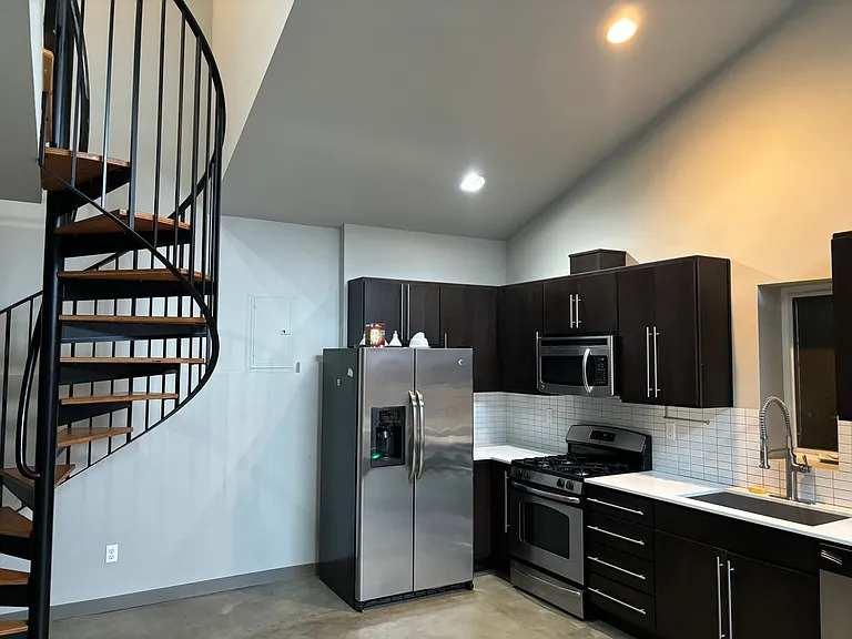 2415 S Norman St — Photo 4
