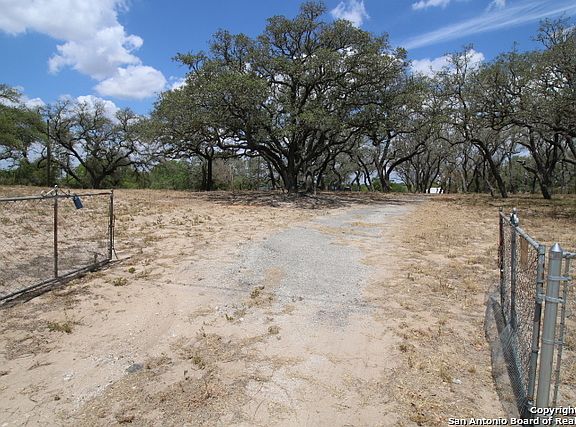 2nd image of 13055 N State Highway 16