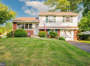 800 High Ave, Hatboro, PA 19040
